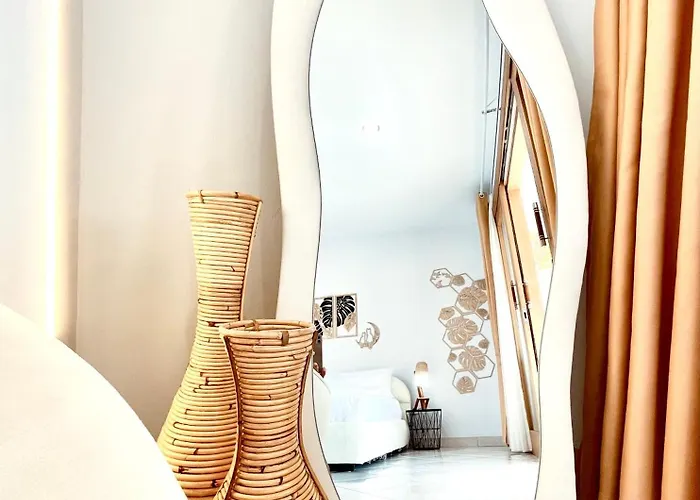 Villa Searra - Ocean Breeze Hideaway