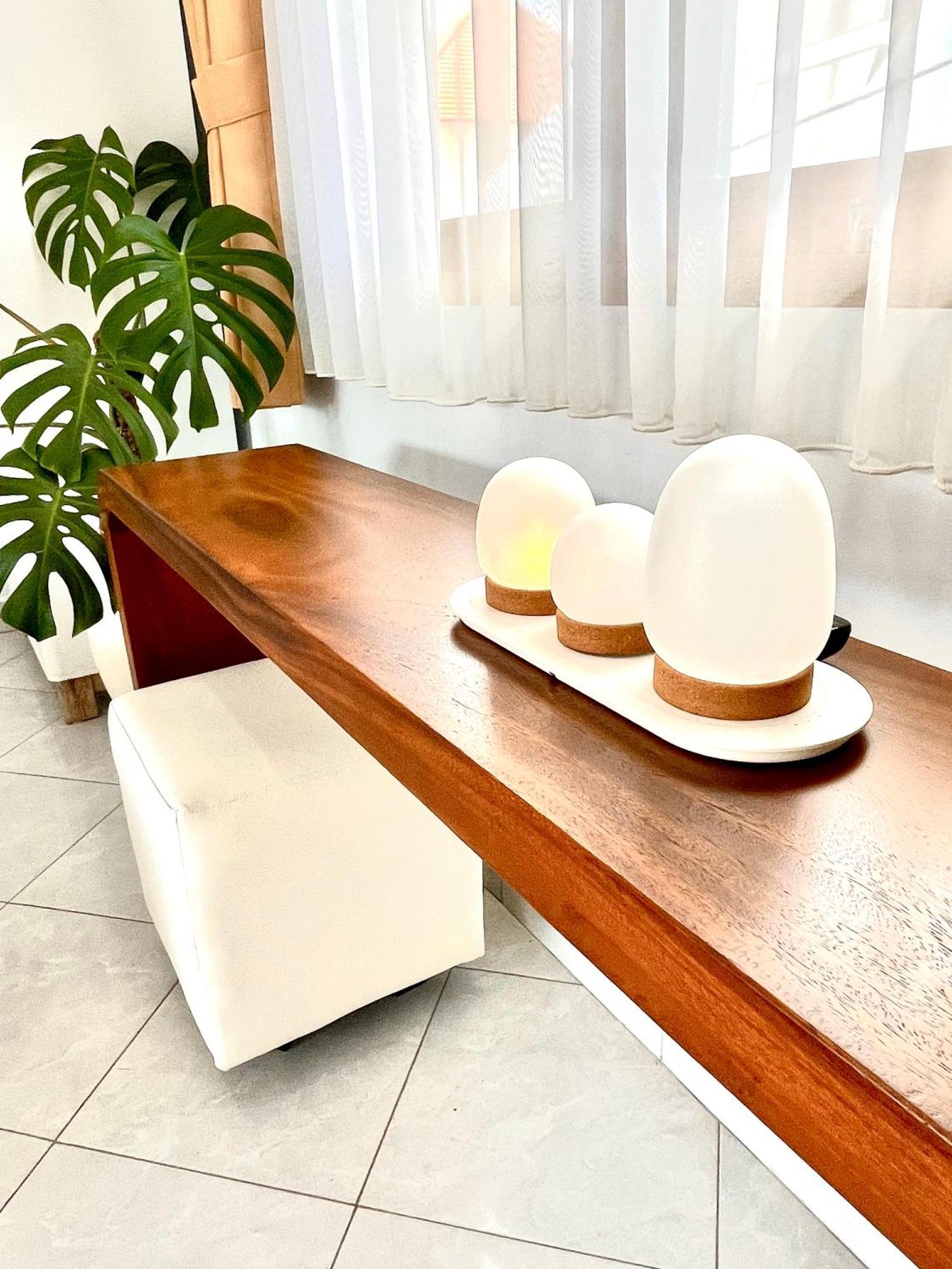 Homestay Searra - Ocean Breeze Hideaway