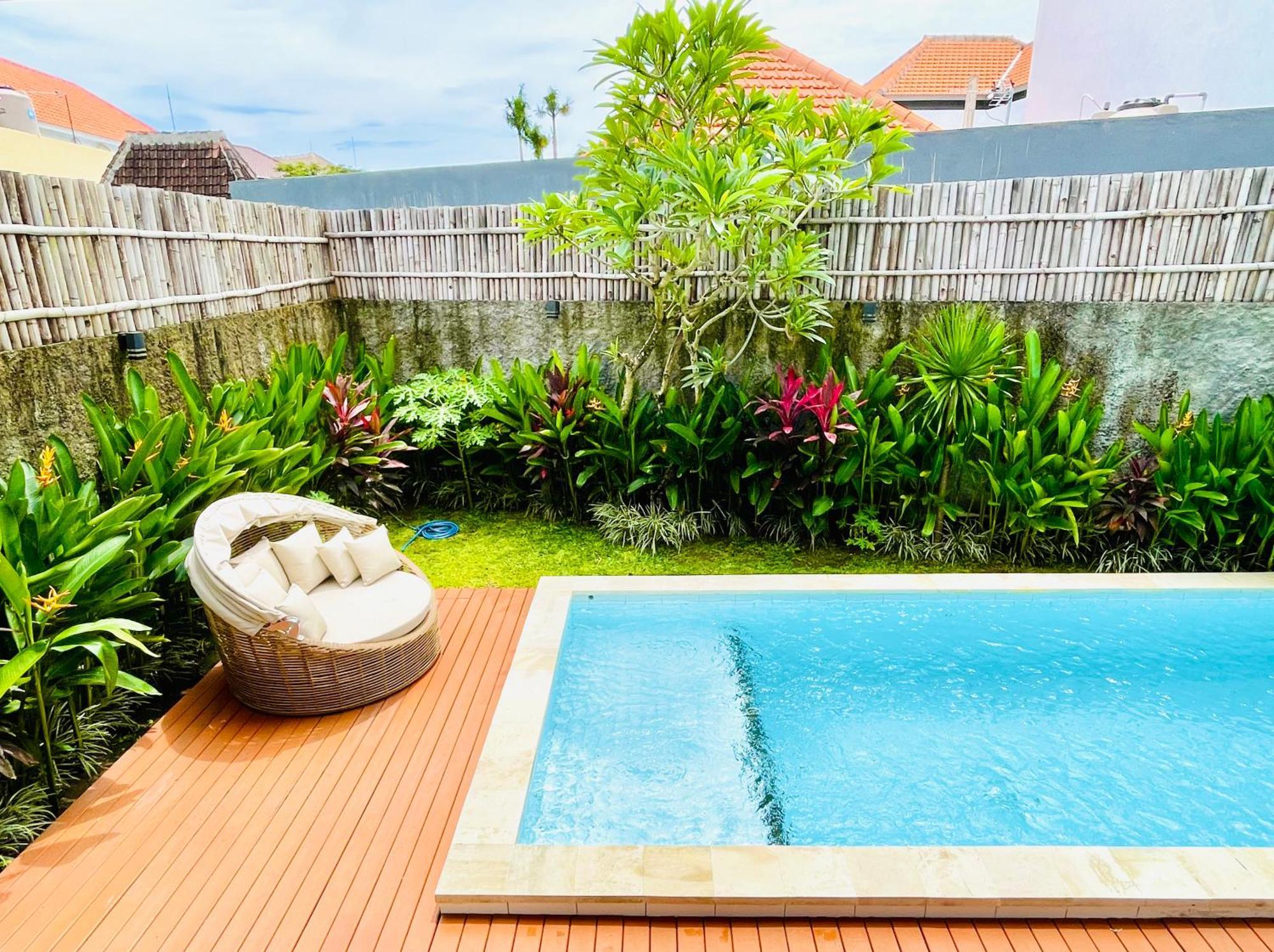 Searra - Ocean Breeze Hideaway